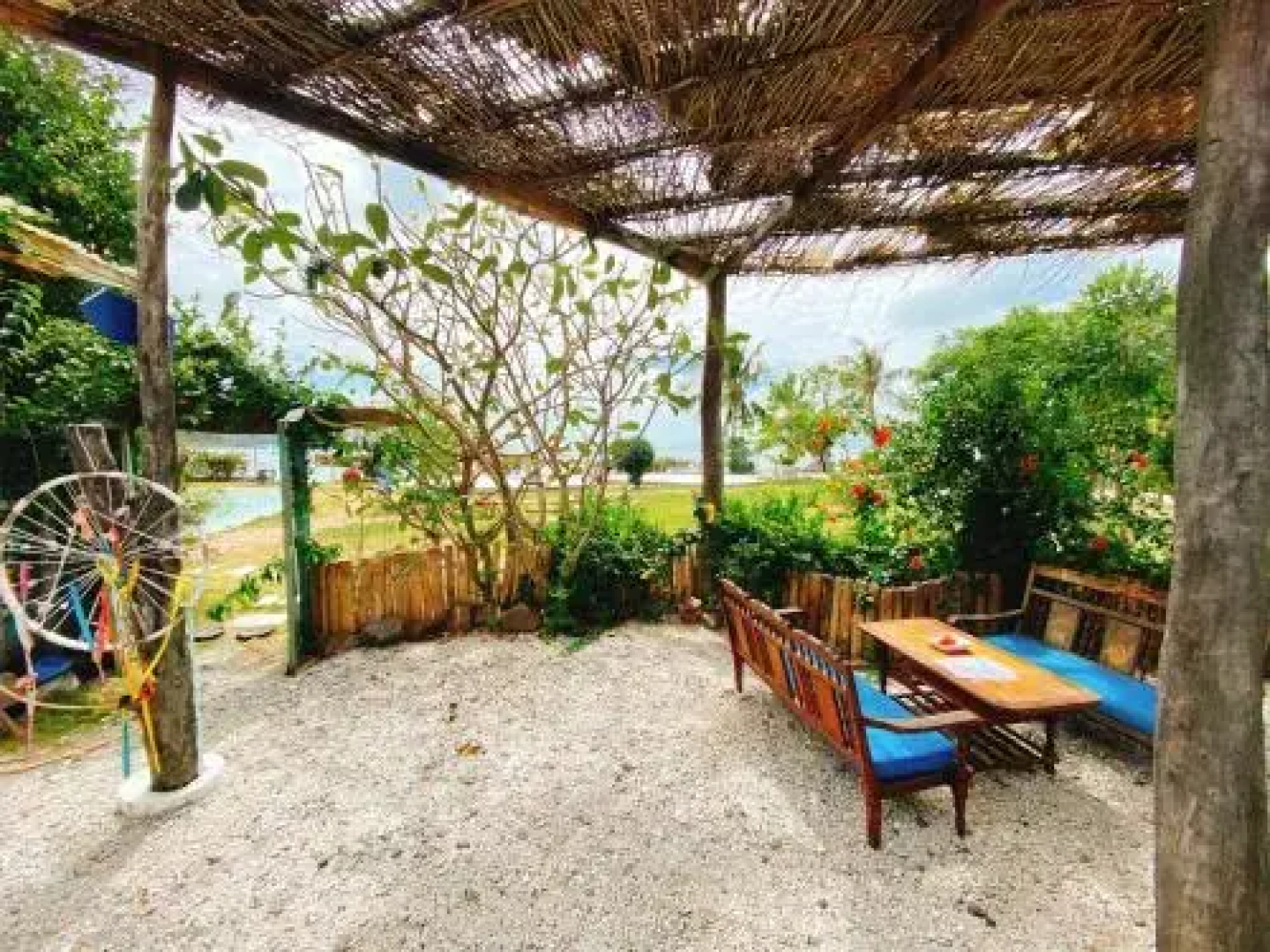 Vietnam Backpacker Hostels - Ninhvana