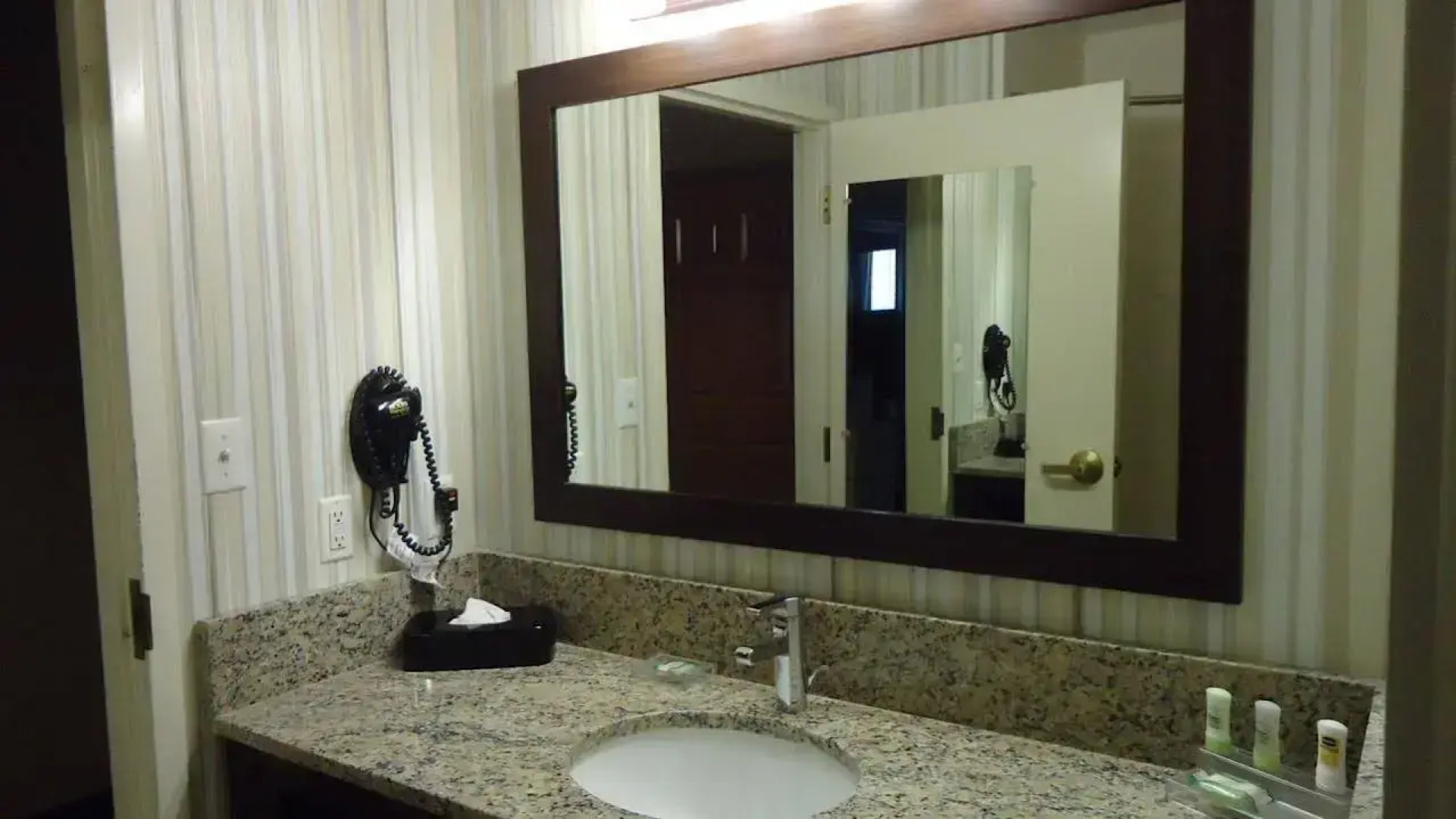 Country Inn & Suites by Radisson, Williamsburg Historic Area, VA