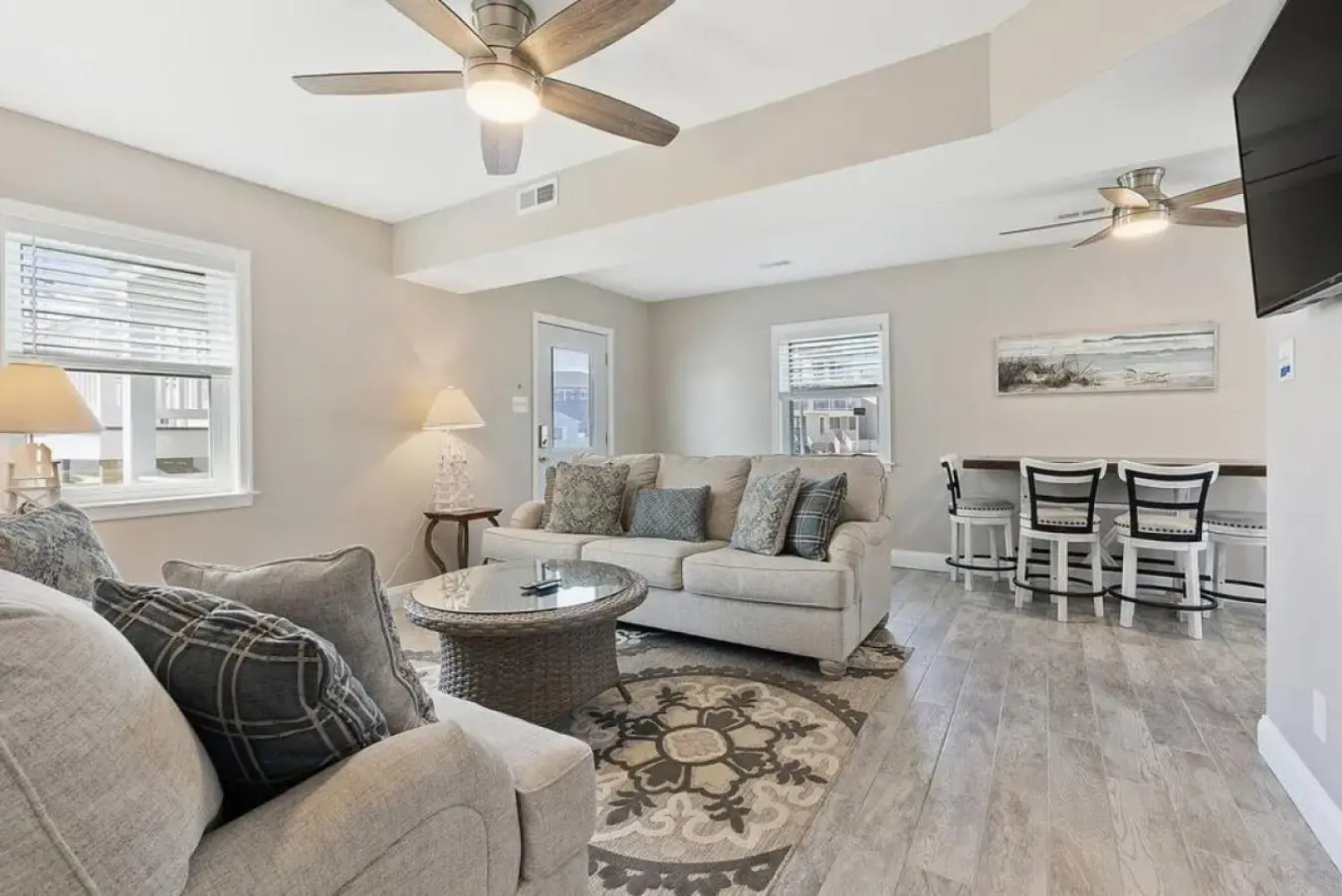 Spectacular 3 BR Condo One Block to the Beach