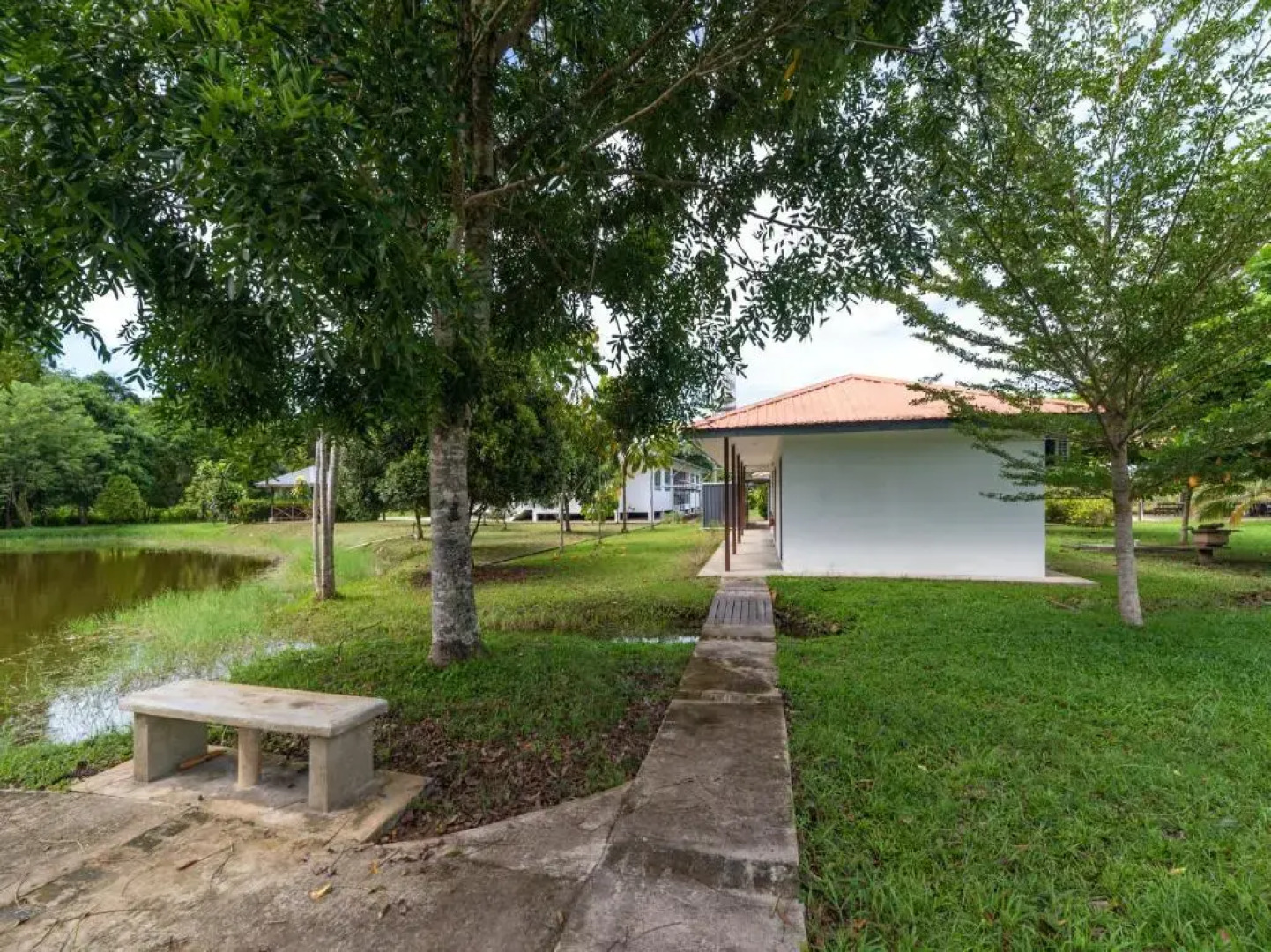 Hotel O Eagle Wood Garden