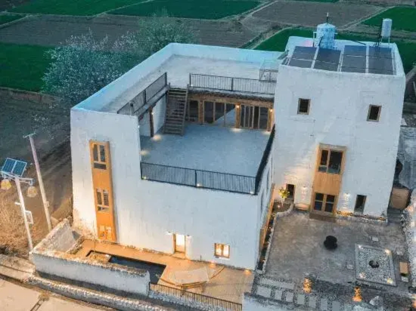 Hiking Story Homestay