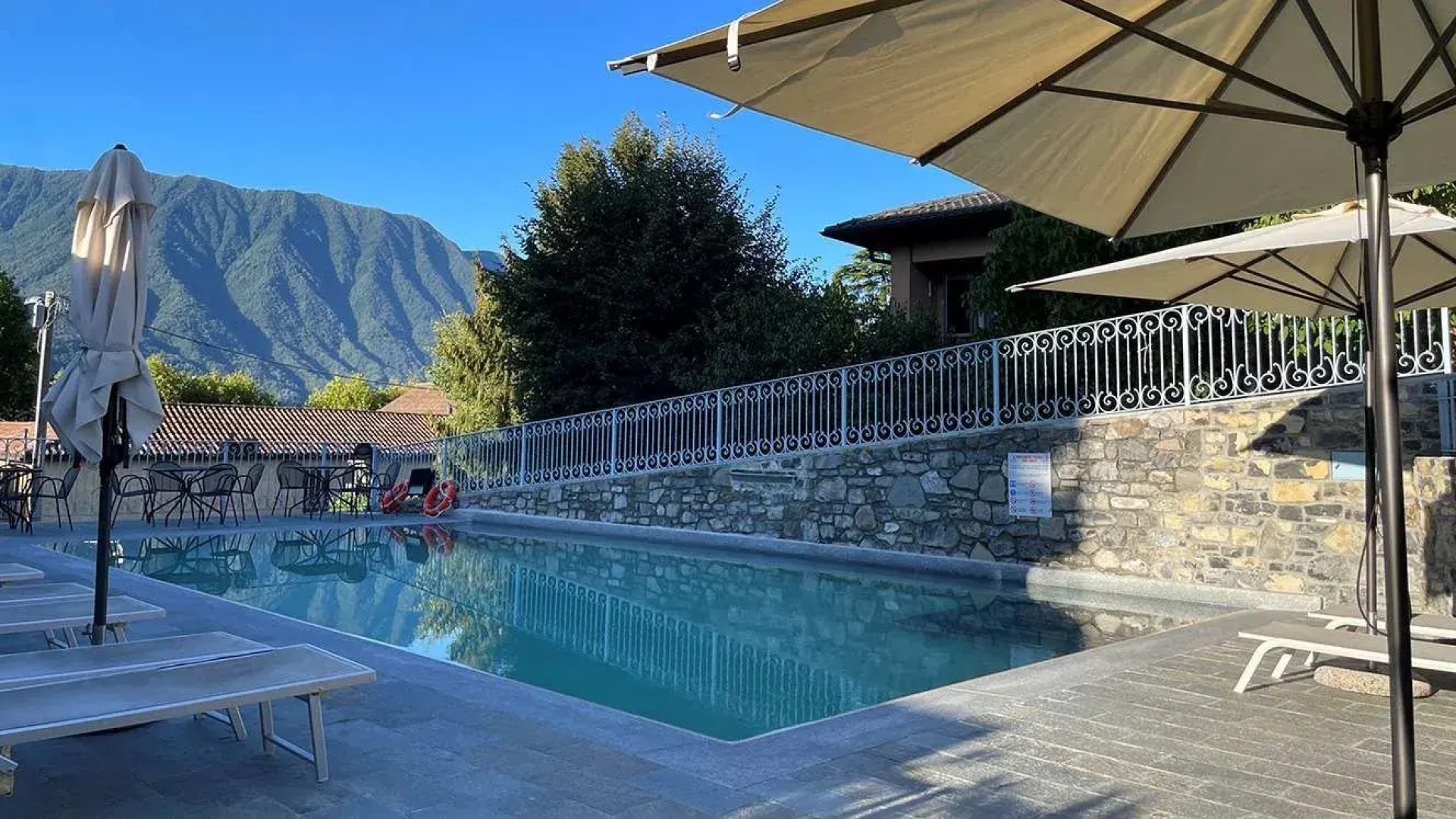 Hotel Lario