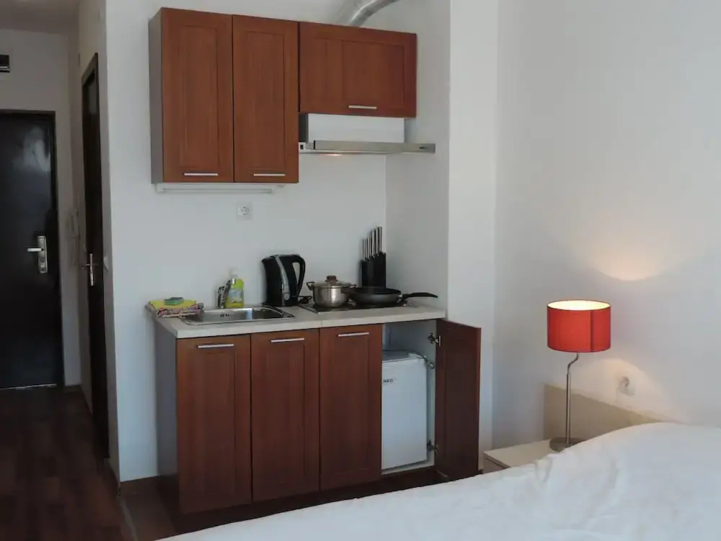 Gondola Apartments & Suites