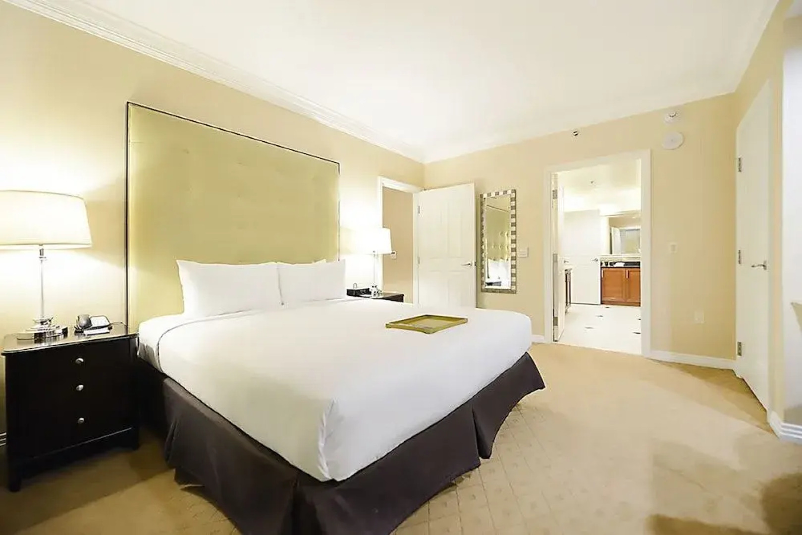 Signature Suites Collection