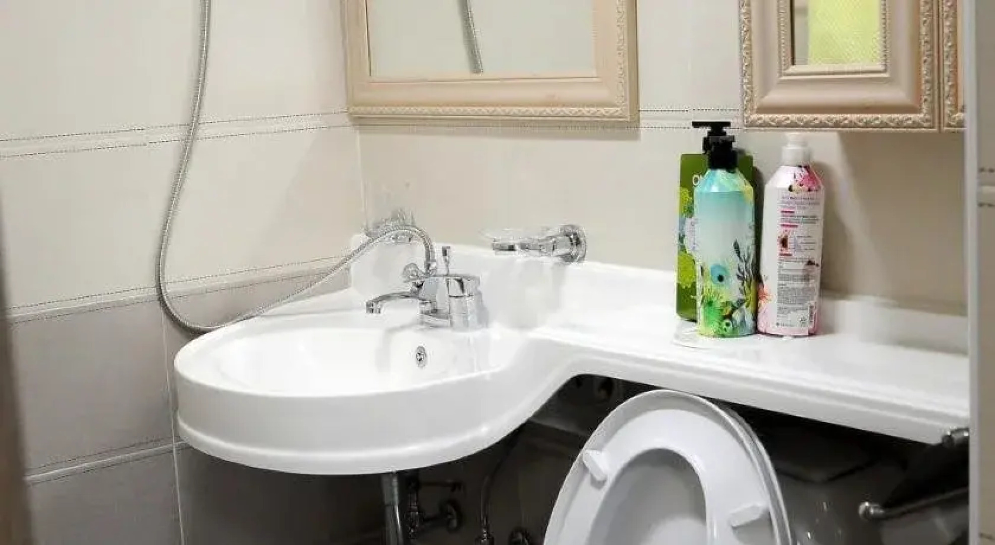 The 1st Andong Hostel