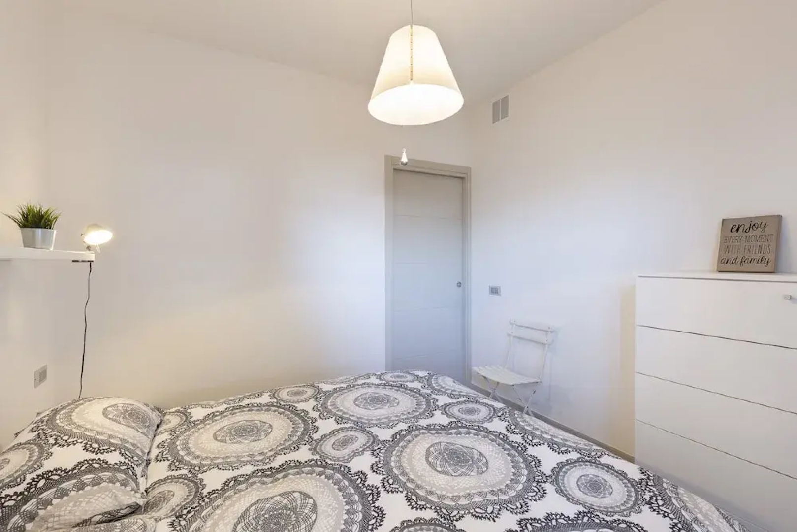 Lake Maggiore View Apartment