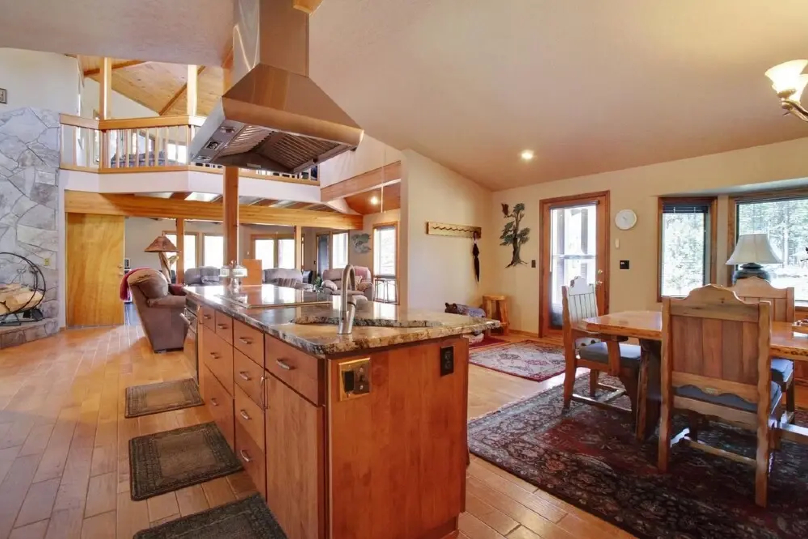 Big River Hideaway