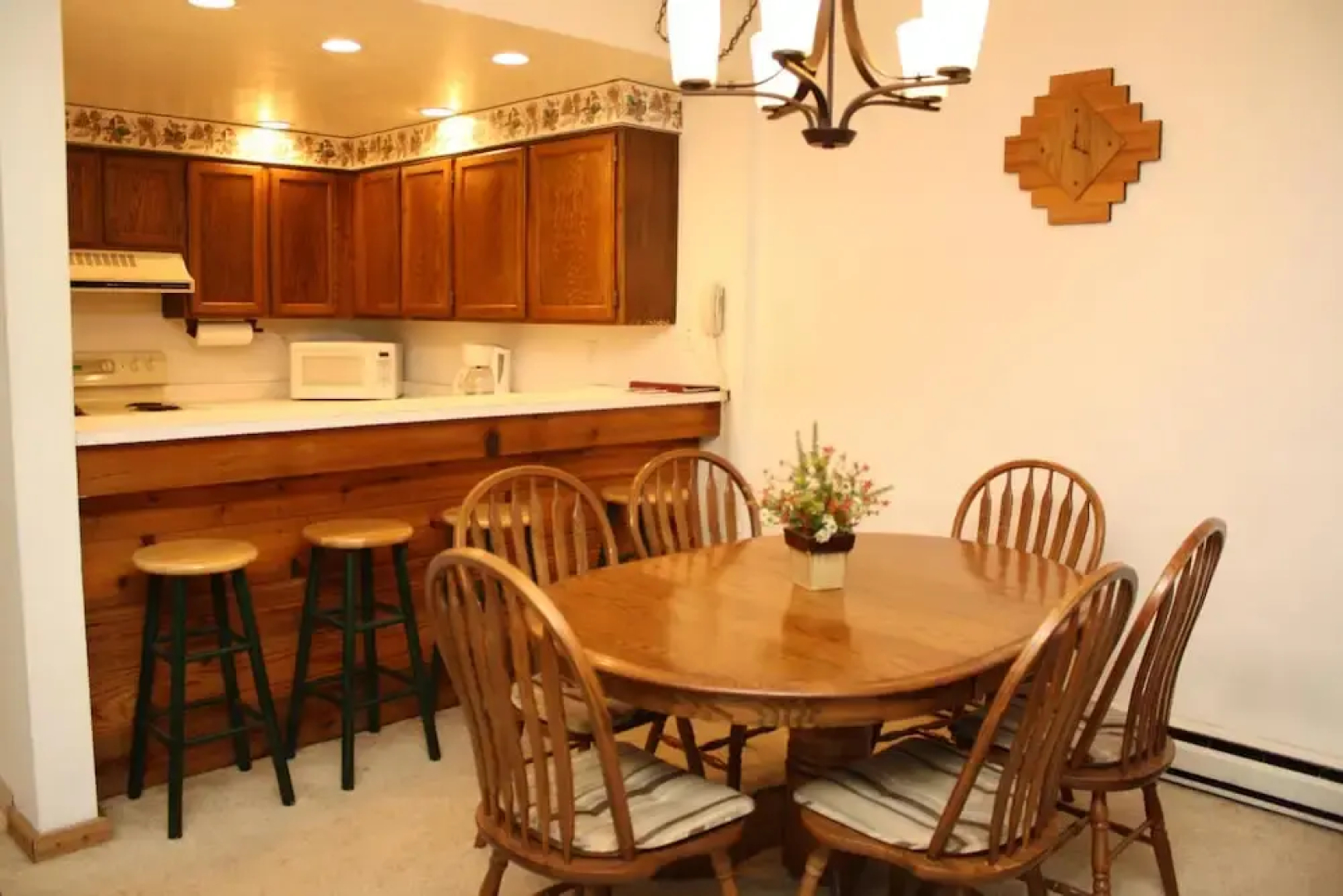 Mountainwood Condominium 103 - 2 BR