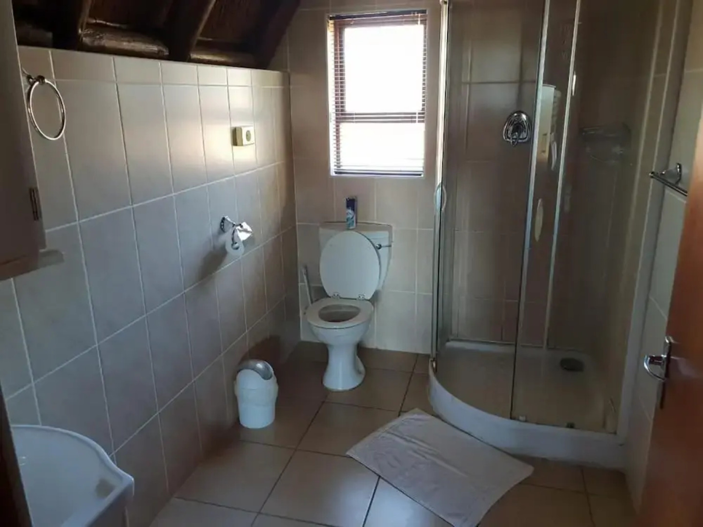 Charihandra Game Lodge