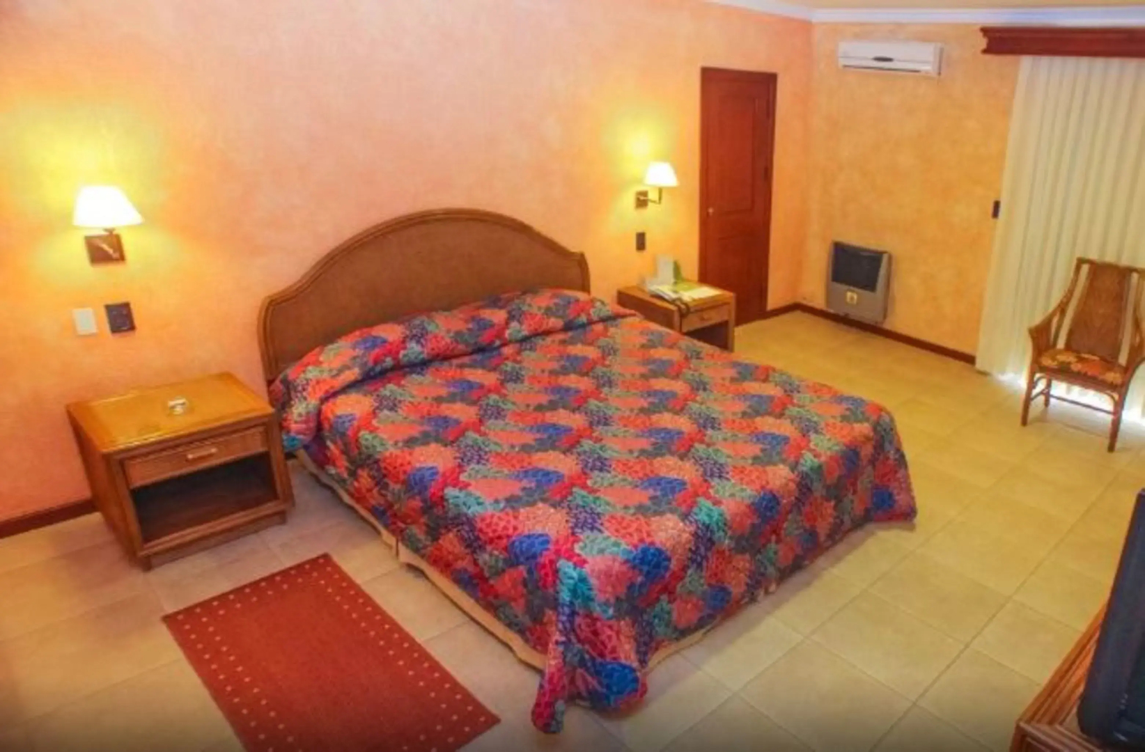 Los Parrales Resort Hotel