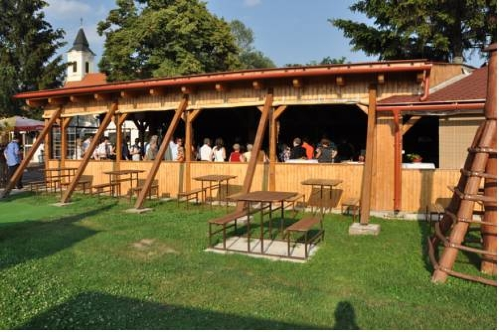 Vadvirág Vendéglő és Panzió