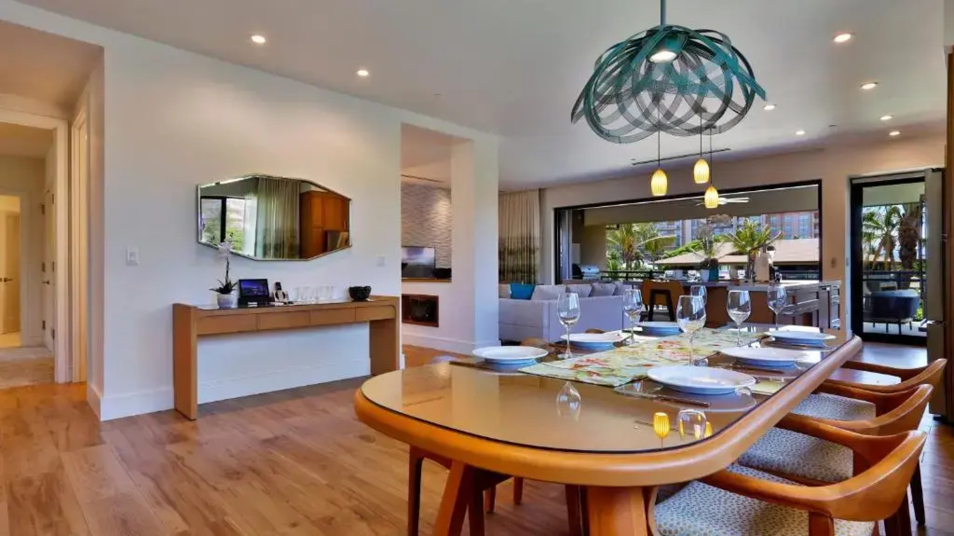 Maui Westside Presents - Luana Garden Villas 15D