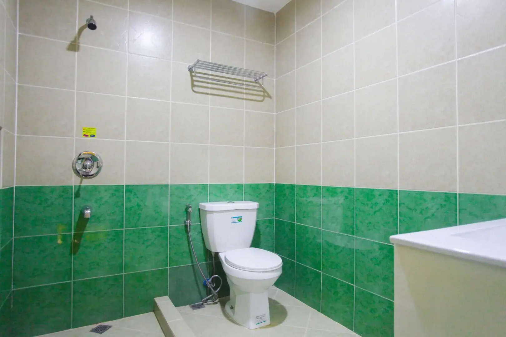 Hotel 99 Monumento Caloocan