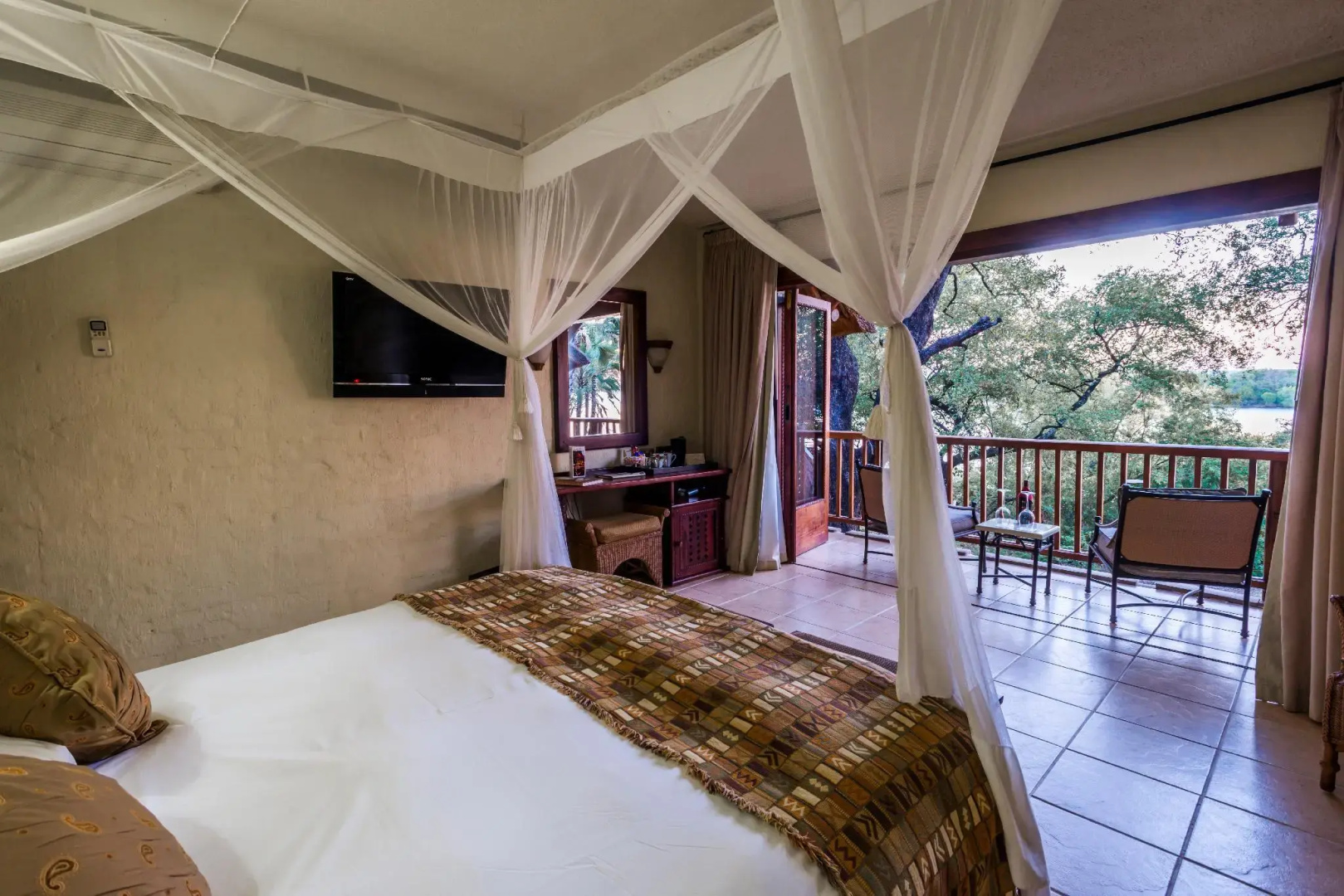 The David Livingstone Safari Lodge & Spa