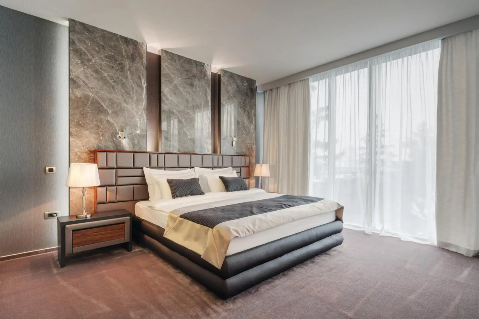 Sky Blue Hotel & Spa