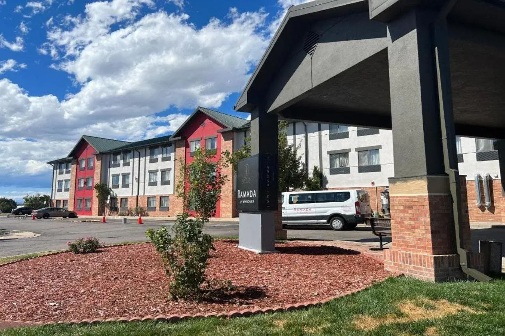 SYLO Hotel Denver Airport, a Ramada by Wyndham