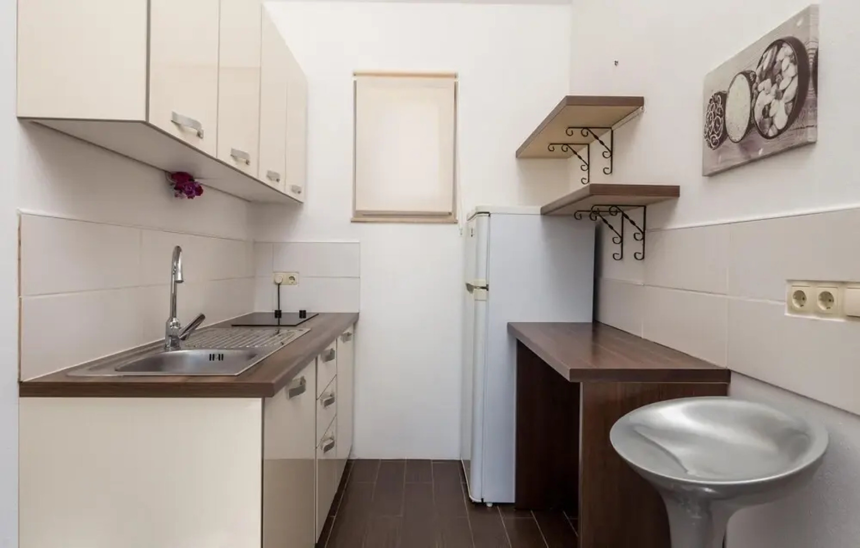 Amazing Home in Pinezici With Wifi and 4 Bedrooms