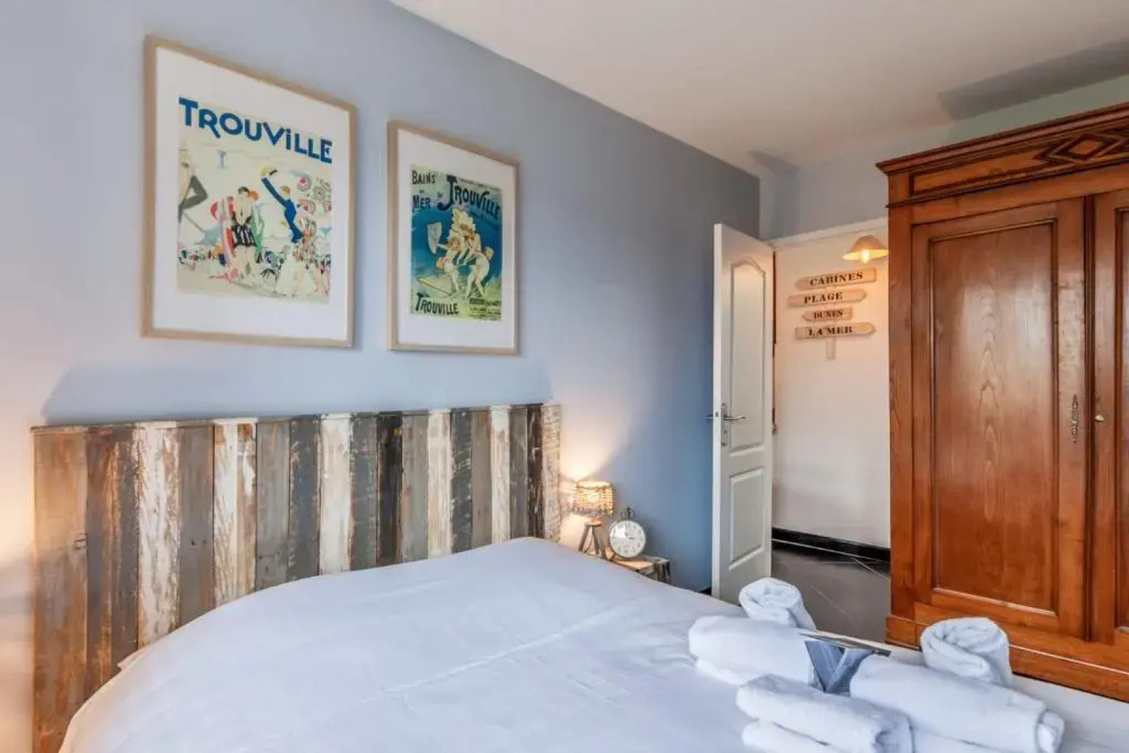 Charming 1br with balcony & pool nearby Trouville-sur-Mer station - Welkeys