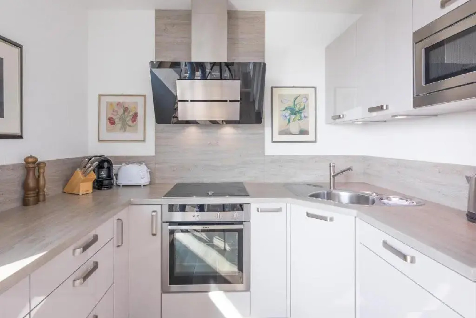 Vis à vis zum Schloss