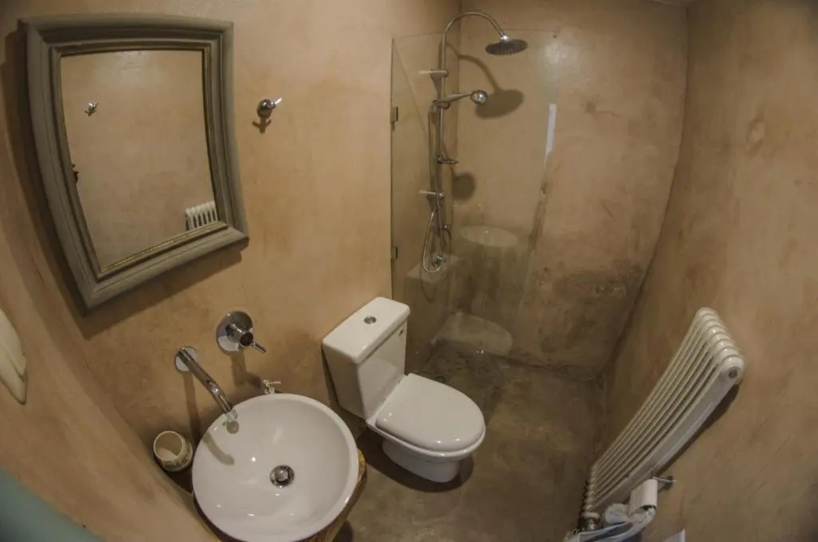 Rigas Pinakoti Lodge