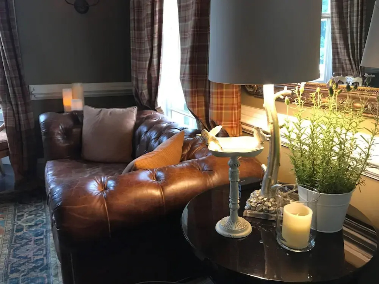 Jedediah Hawkins Inn