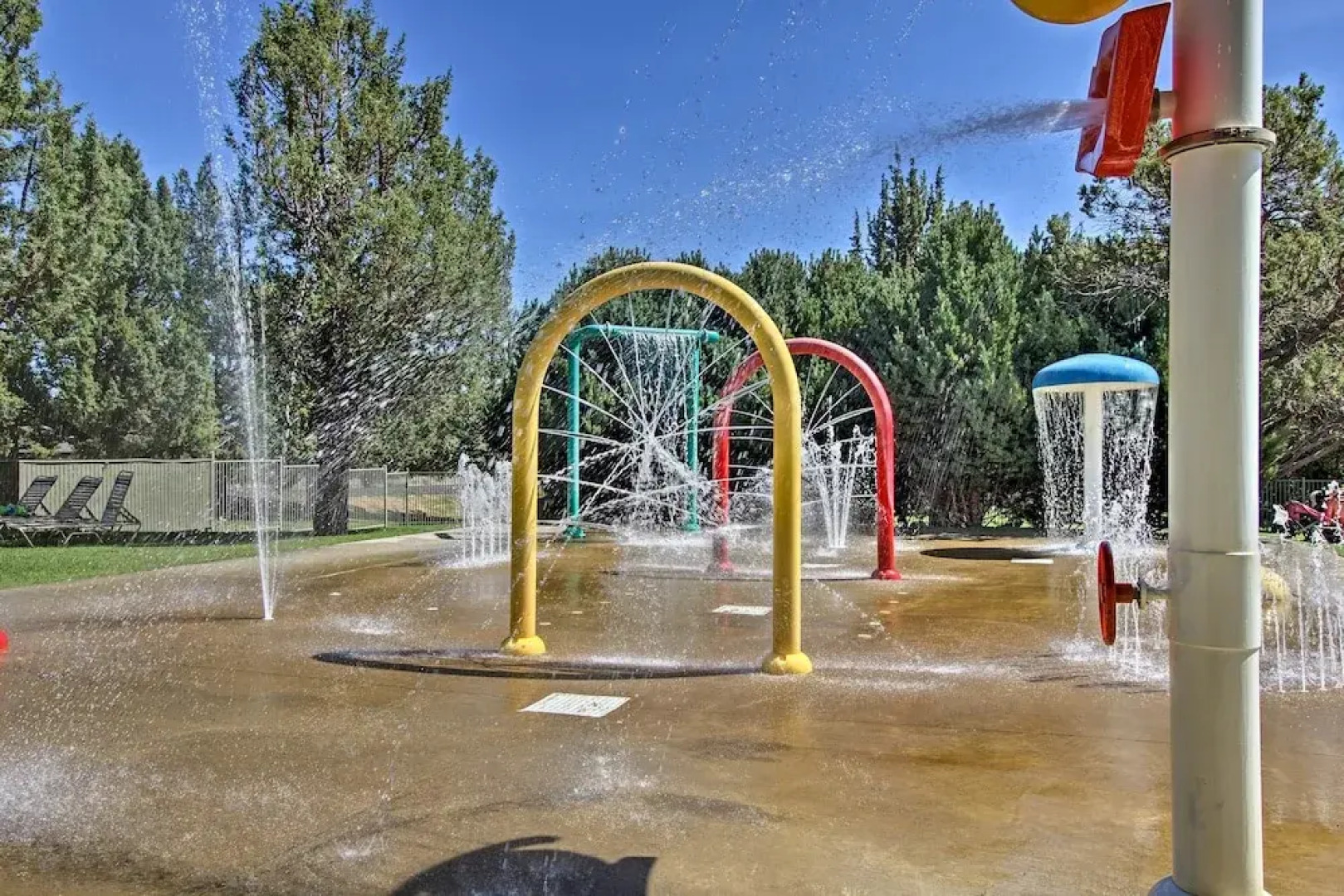 Redmond House w/ Community Amenities Access