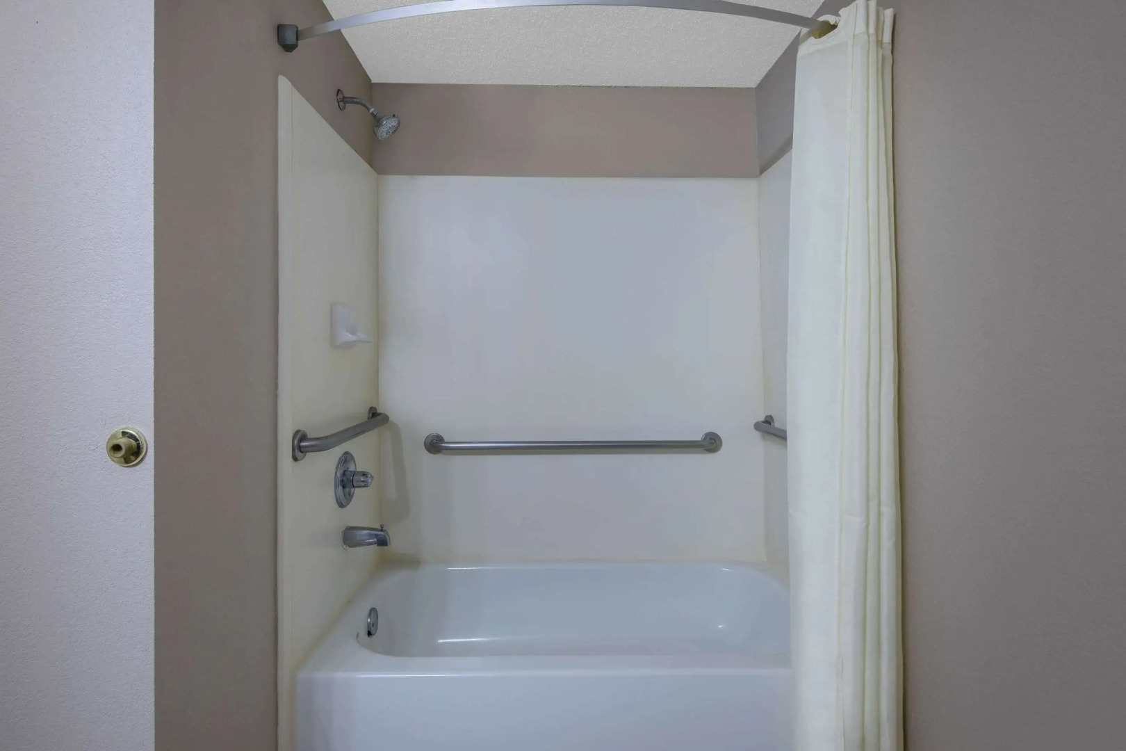 Baymont Inn and Suites Douglasville Atlanta