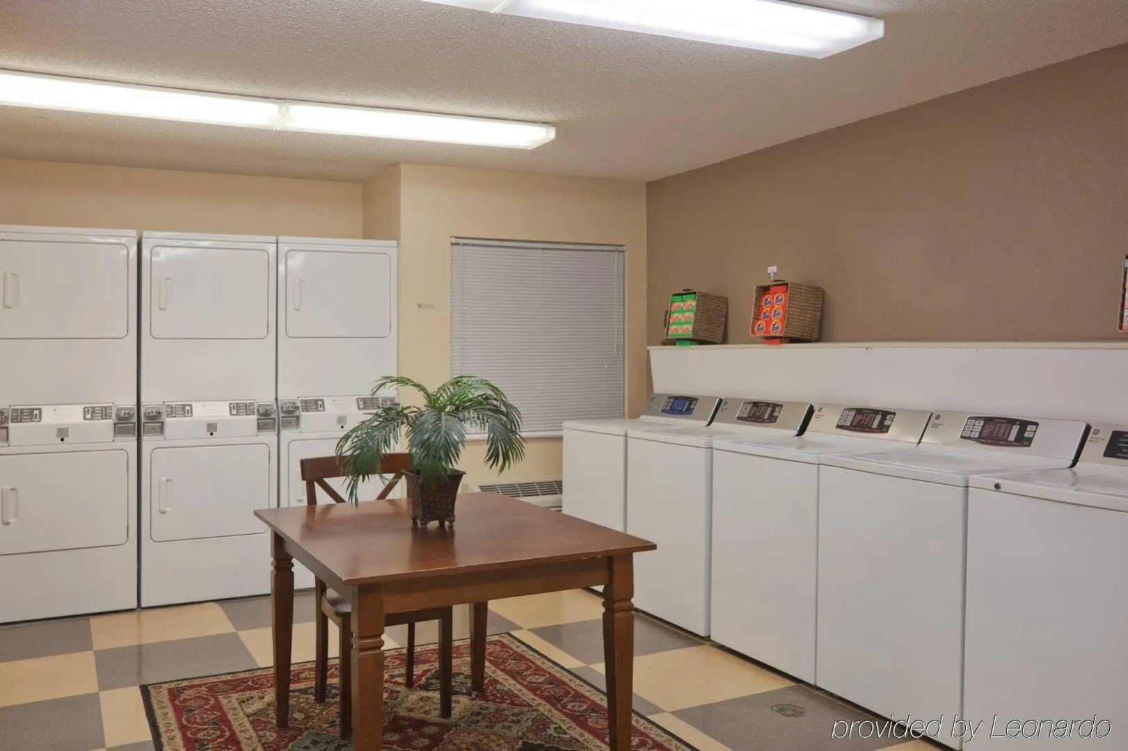 Sonesta Simply Suites Huntsville Research Park