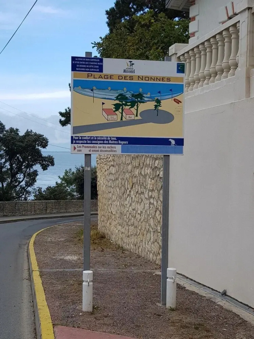 Bungalow With one Bedroom in Meschers-sur-gironde, With Pool Access, Furnished Garden and Wifi