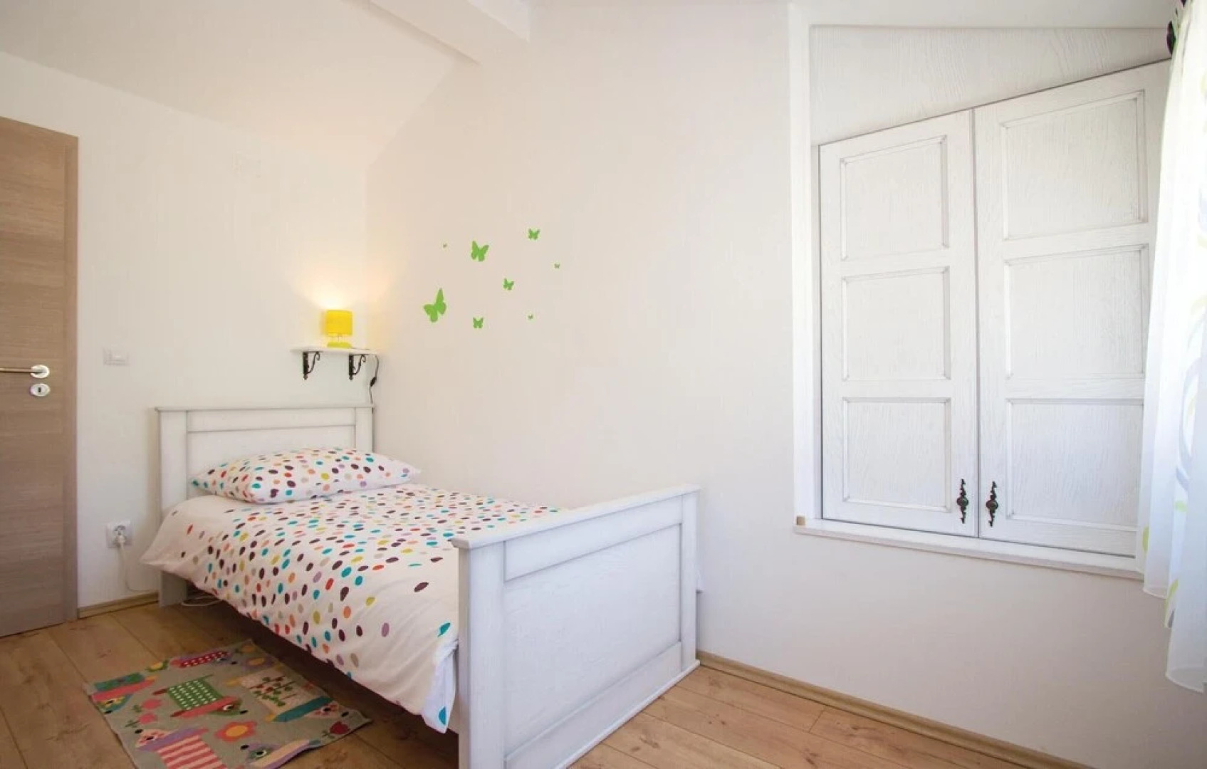 Stunning Home in Filipana With Wifi and 2 Bedrooms