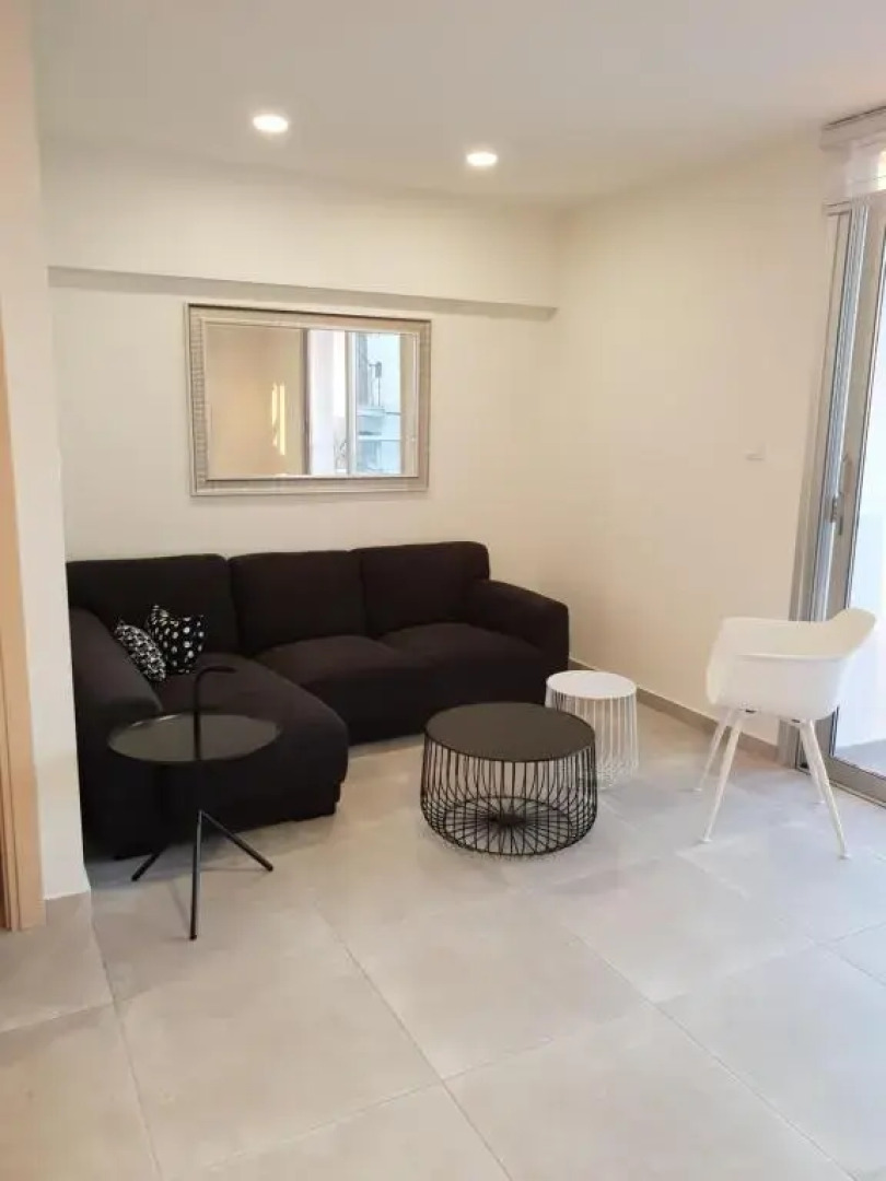 Egkomi Luxury Suites