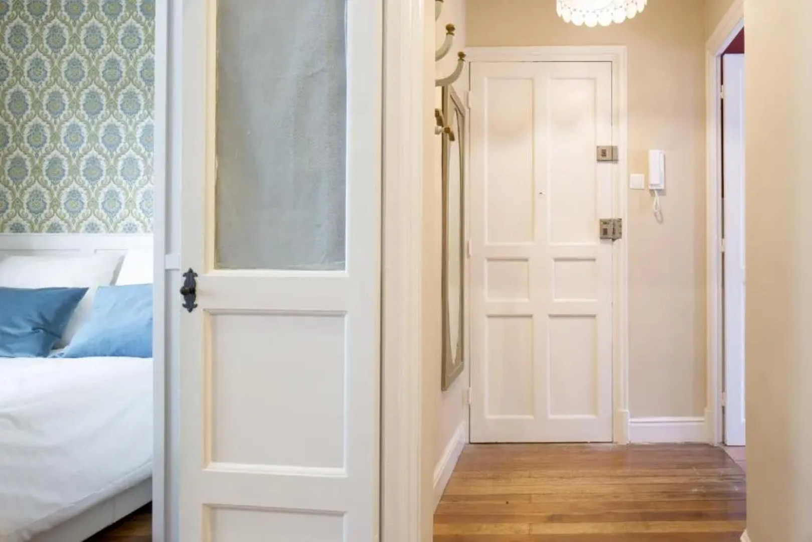 Apartamento KUIA en Gran Bilbao con vistas a un parque