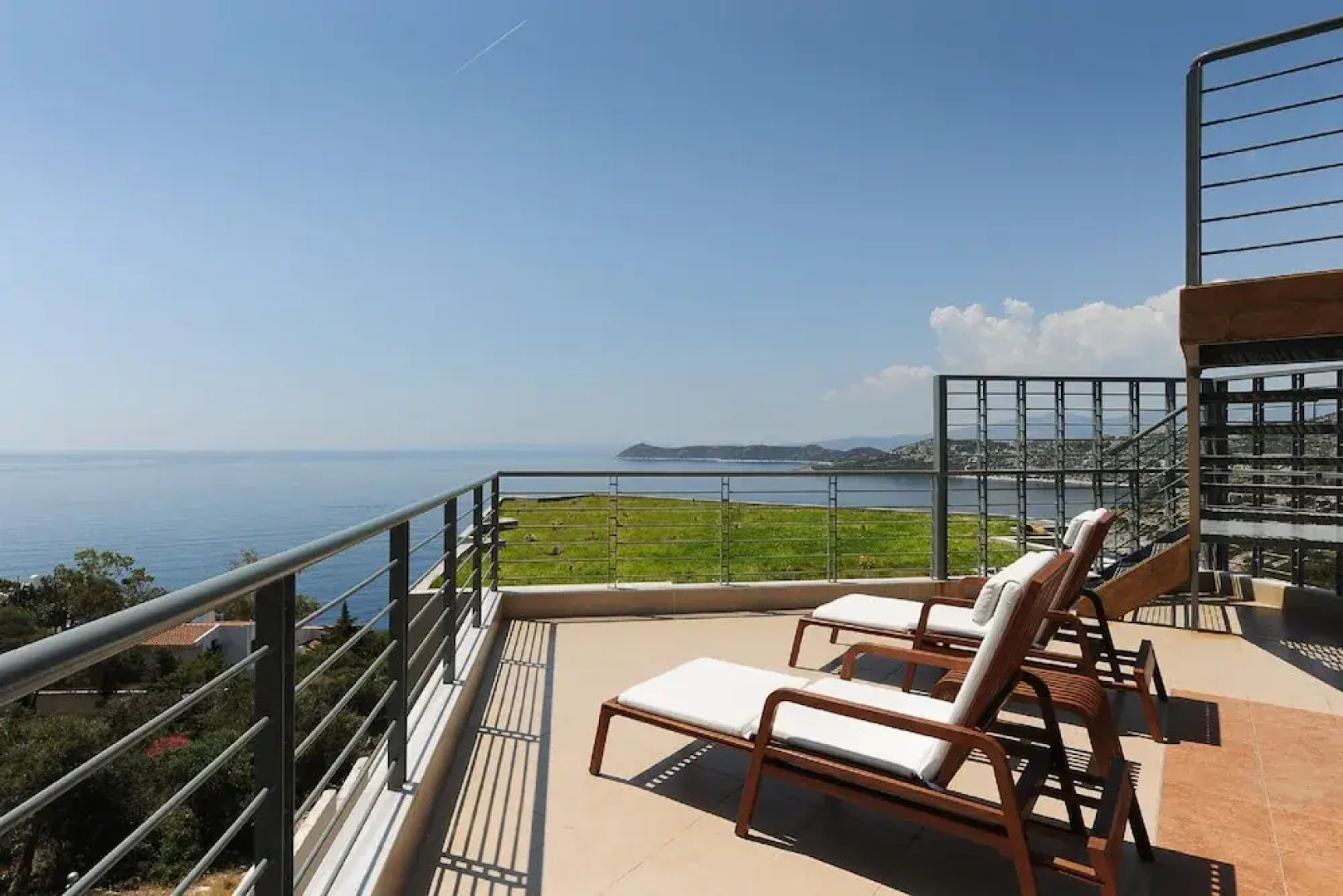 Villa Nefeli - Six Bedroom Villa