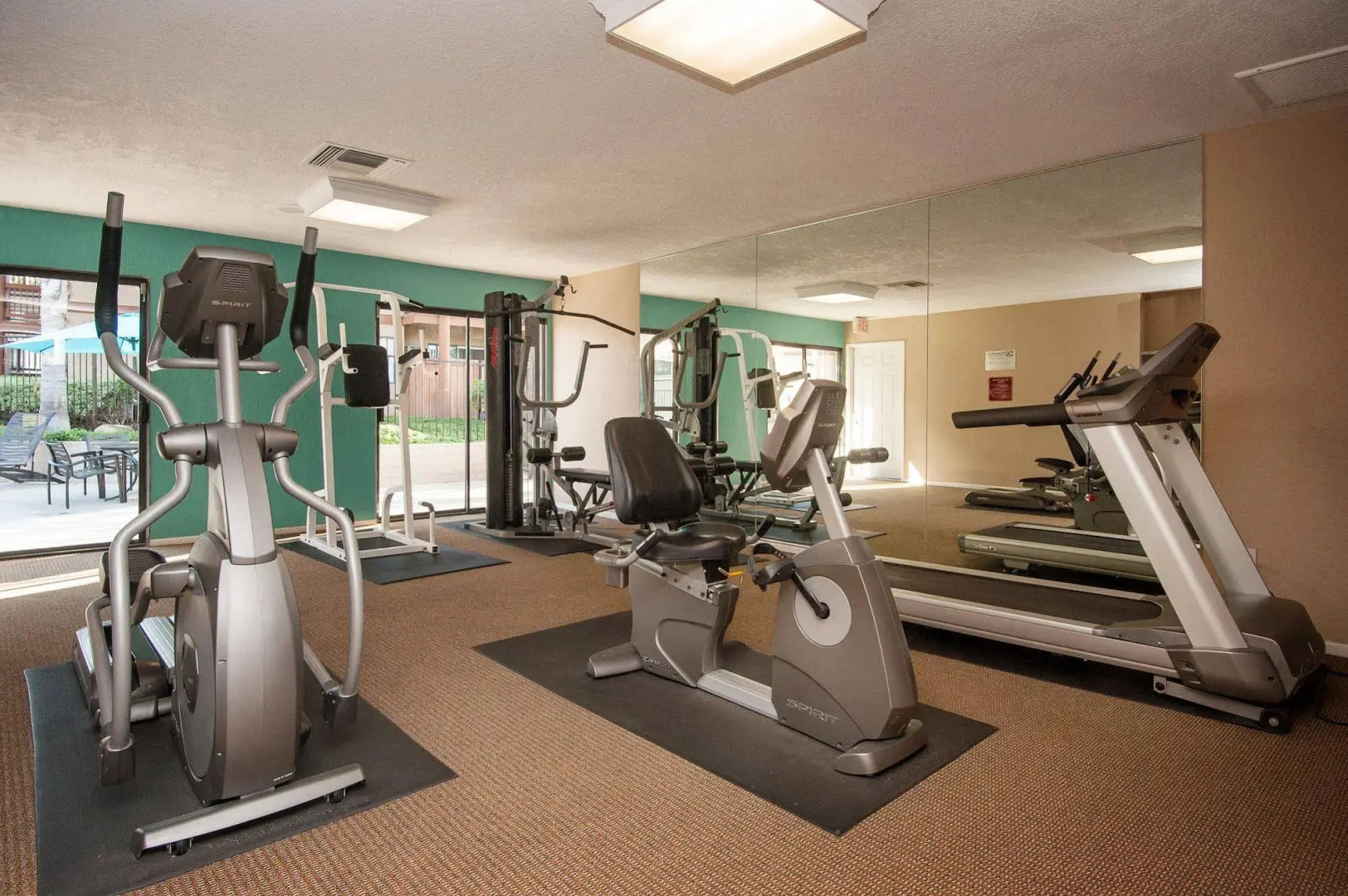 Sunshine Suites at Midway