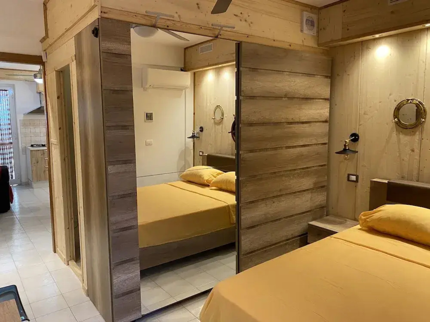 Apartment - Sleeps 2 & Swimming Pool