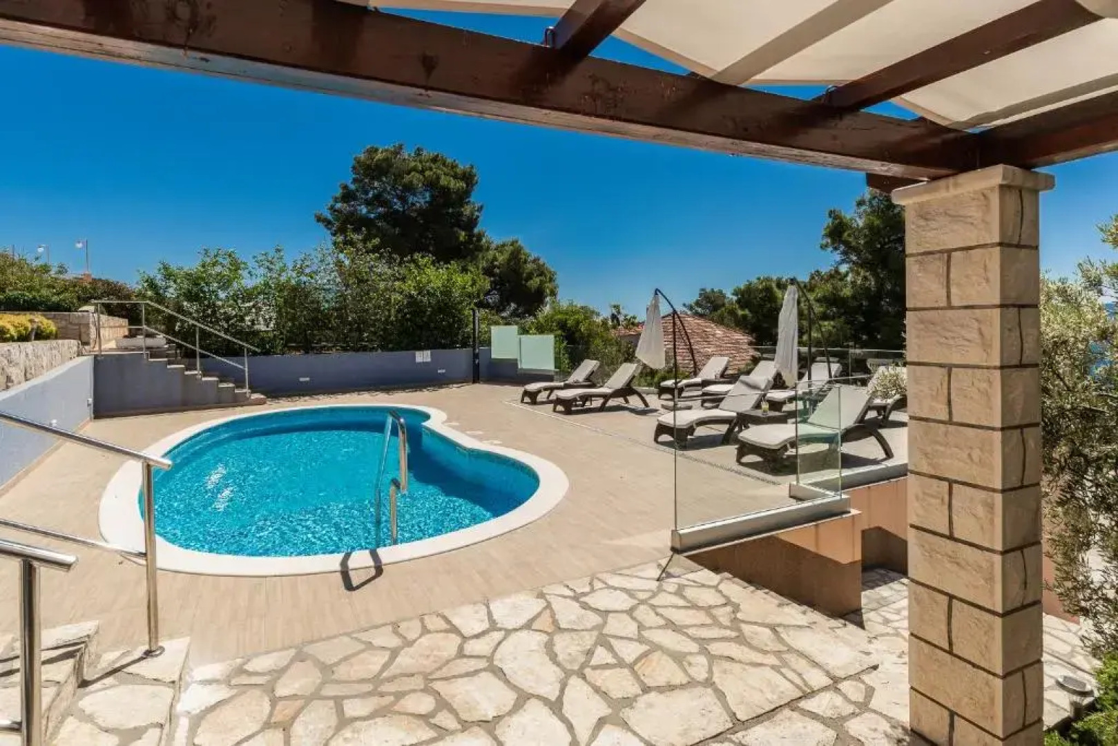 Apartments Separovic