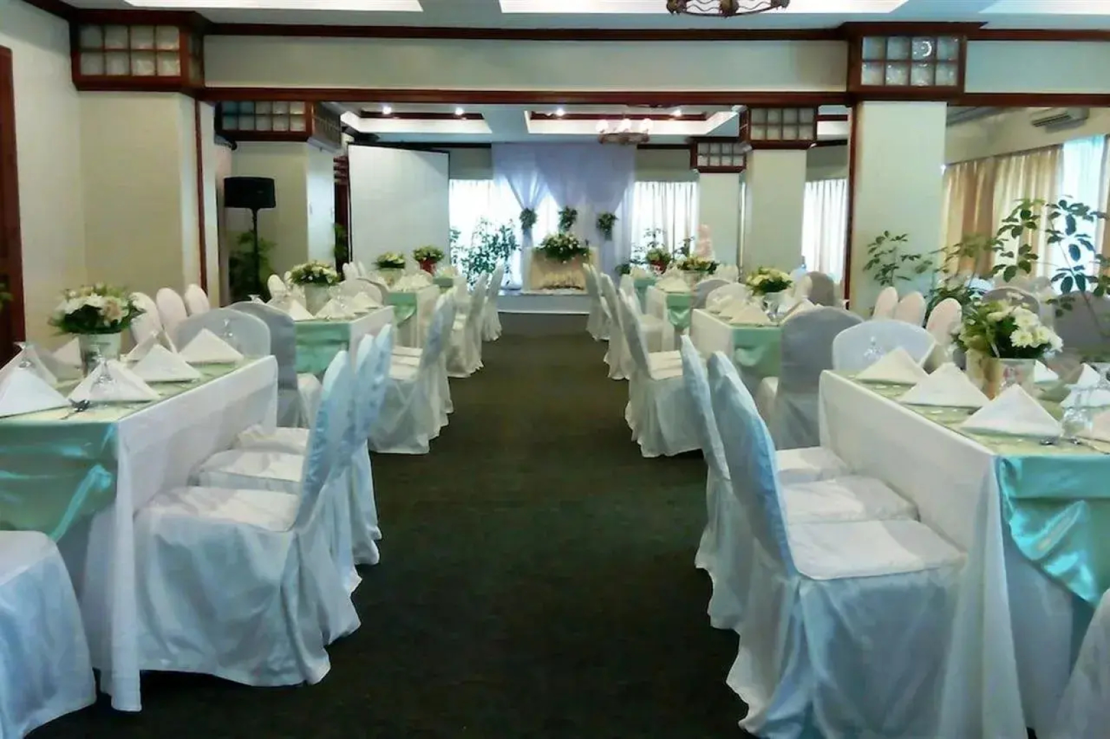 Cebu White Sands Resort and Spa