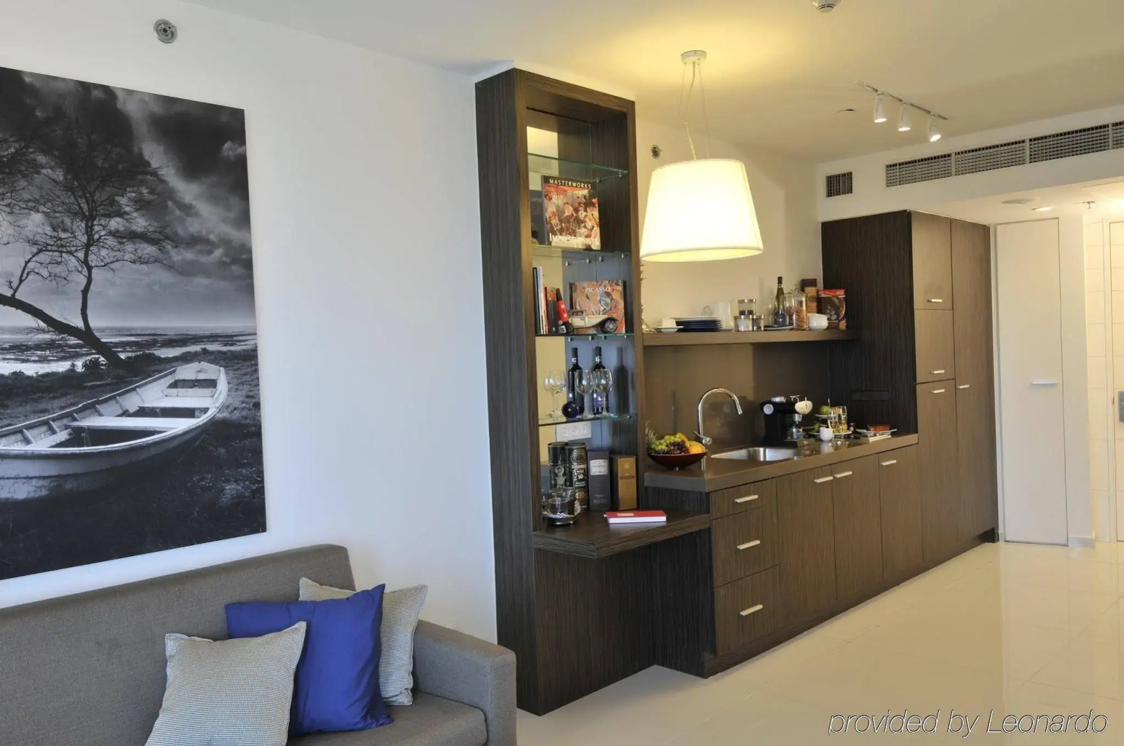 West All Suite Hotel Tel Aviv