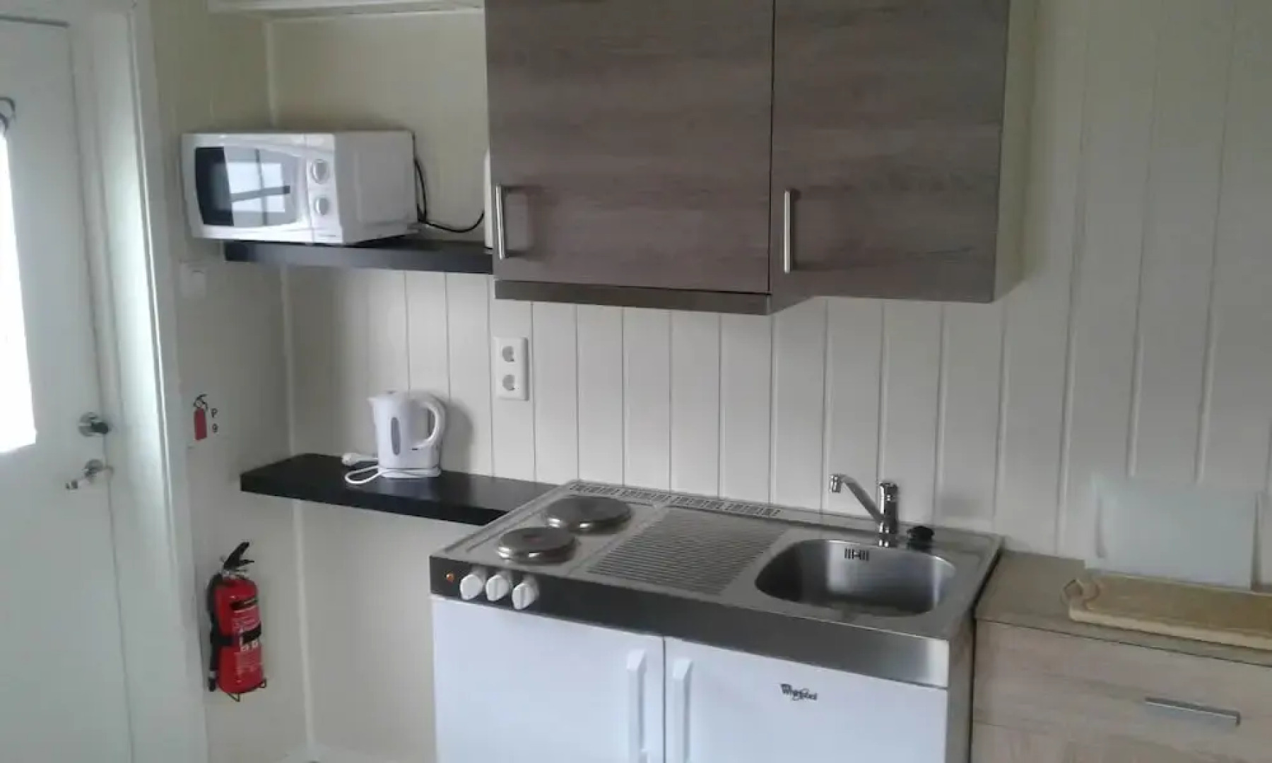 Furoy Hotel Apartments and Boating