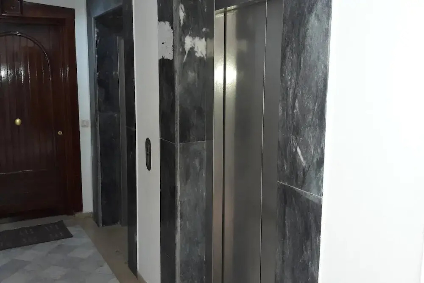 Rent Apartment F4 Richly Furnished In Tunis