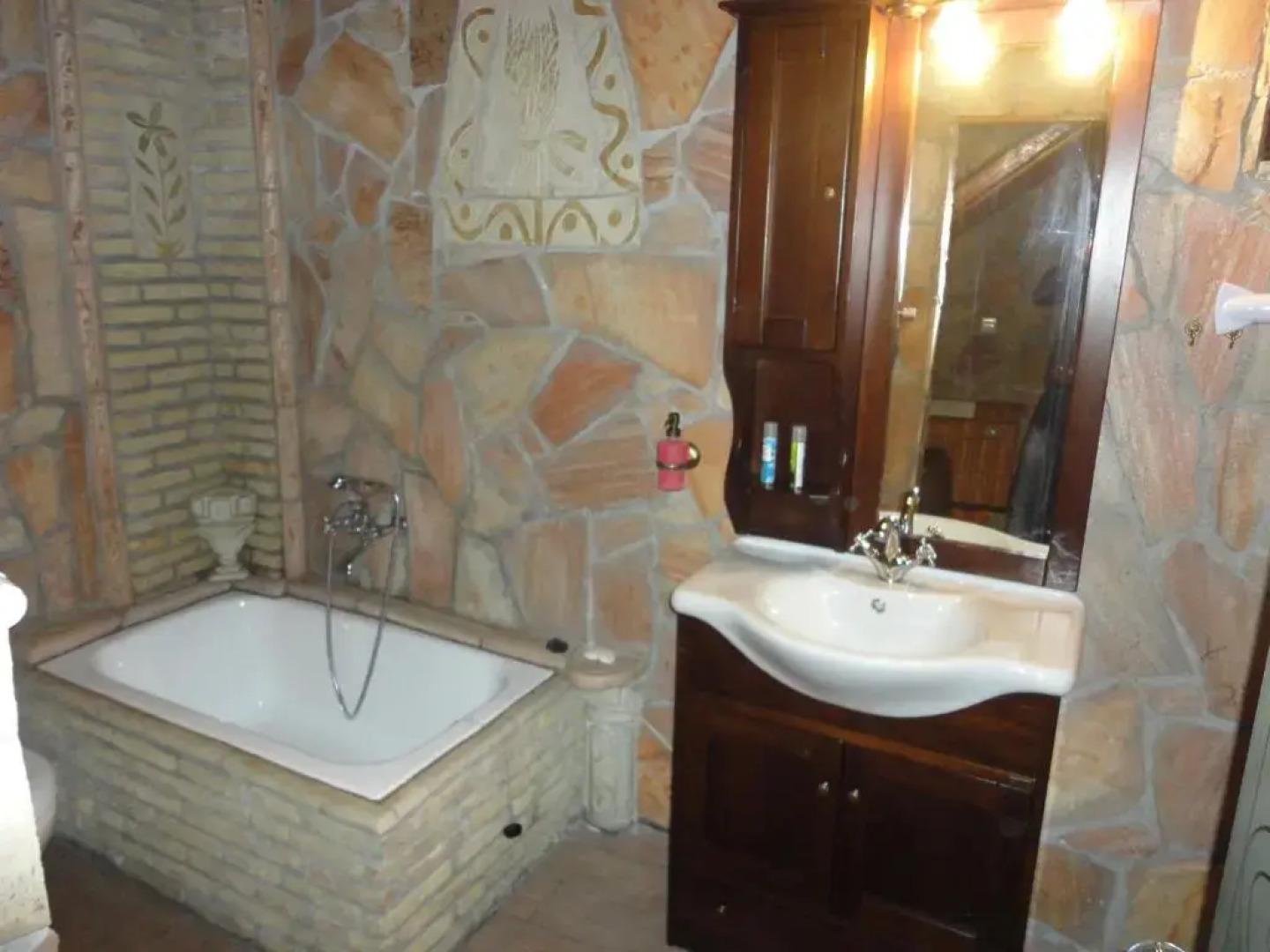 Archontiko Zachlorou