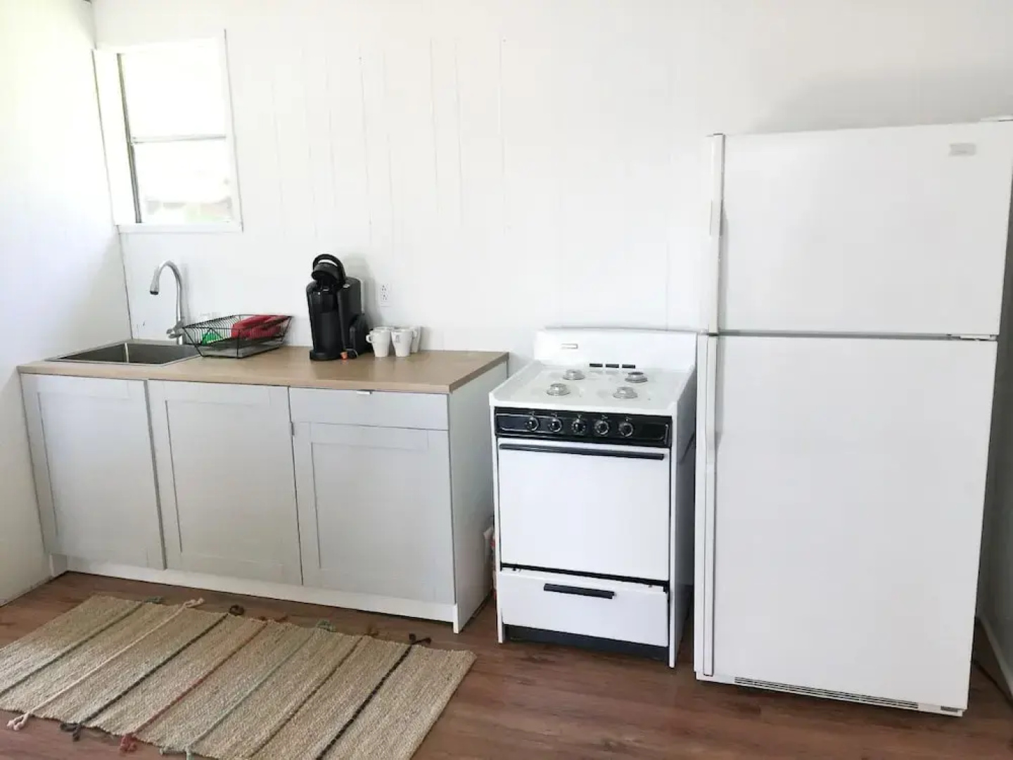 Cherry Lane Campground & Cottages