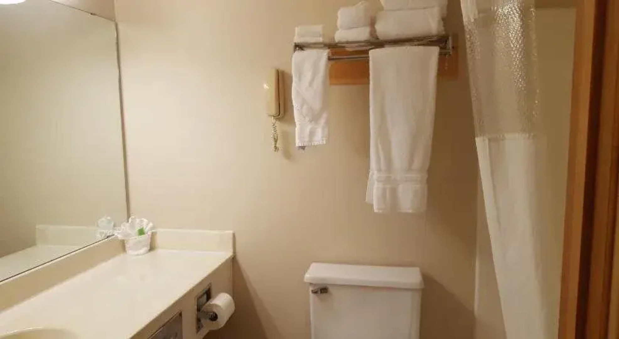 Flat Creek Inn And Suites