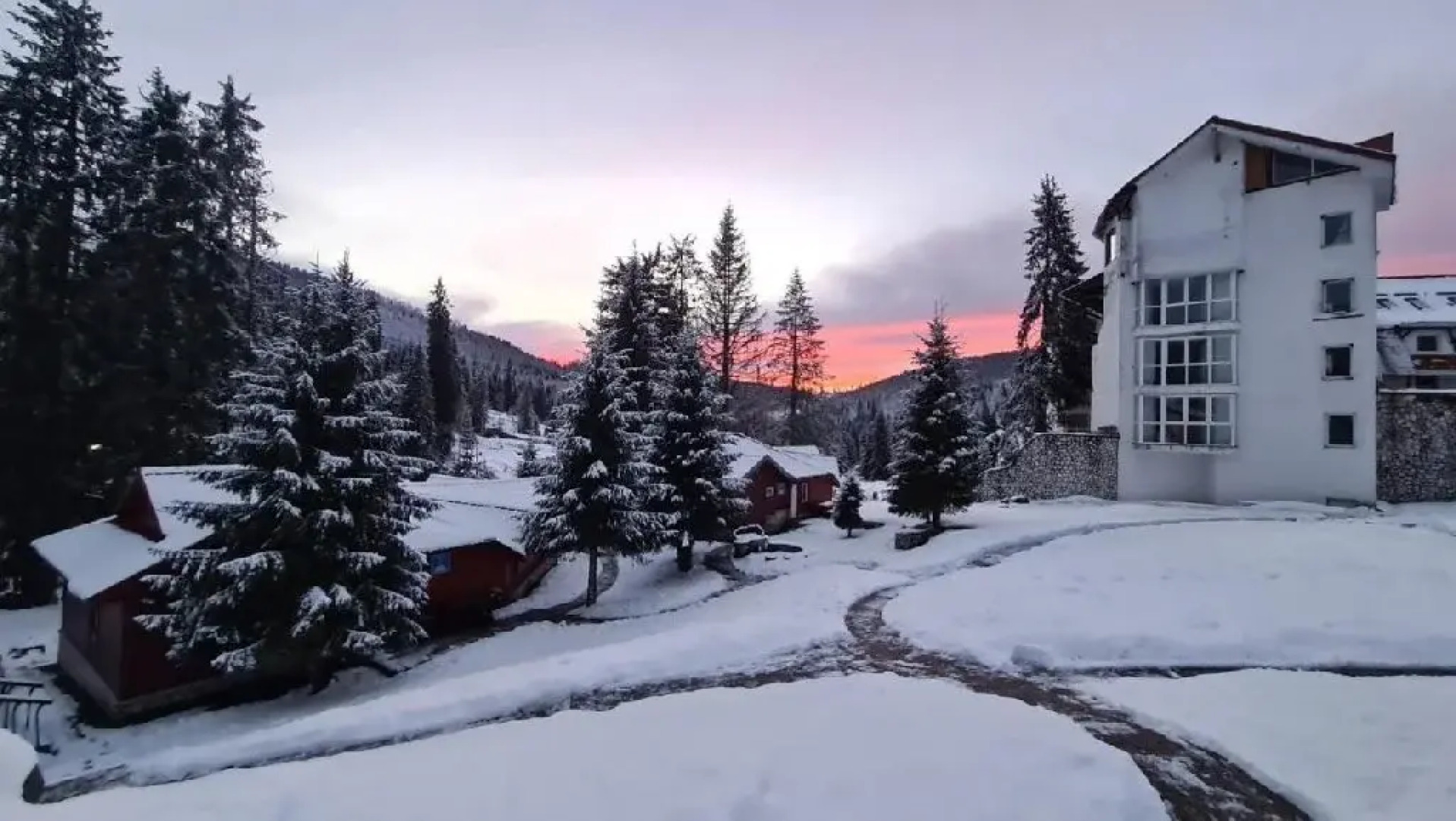 Vila Izvorul Minunilor