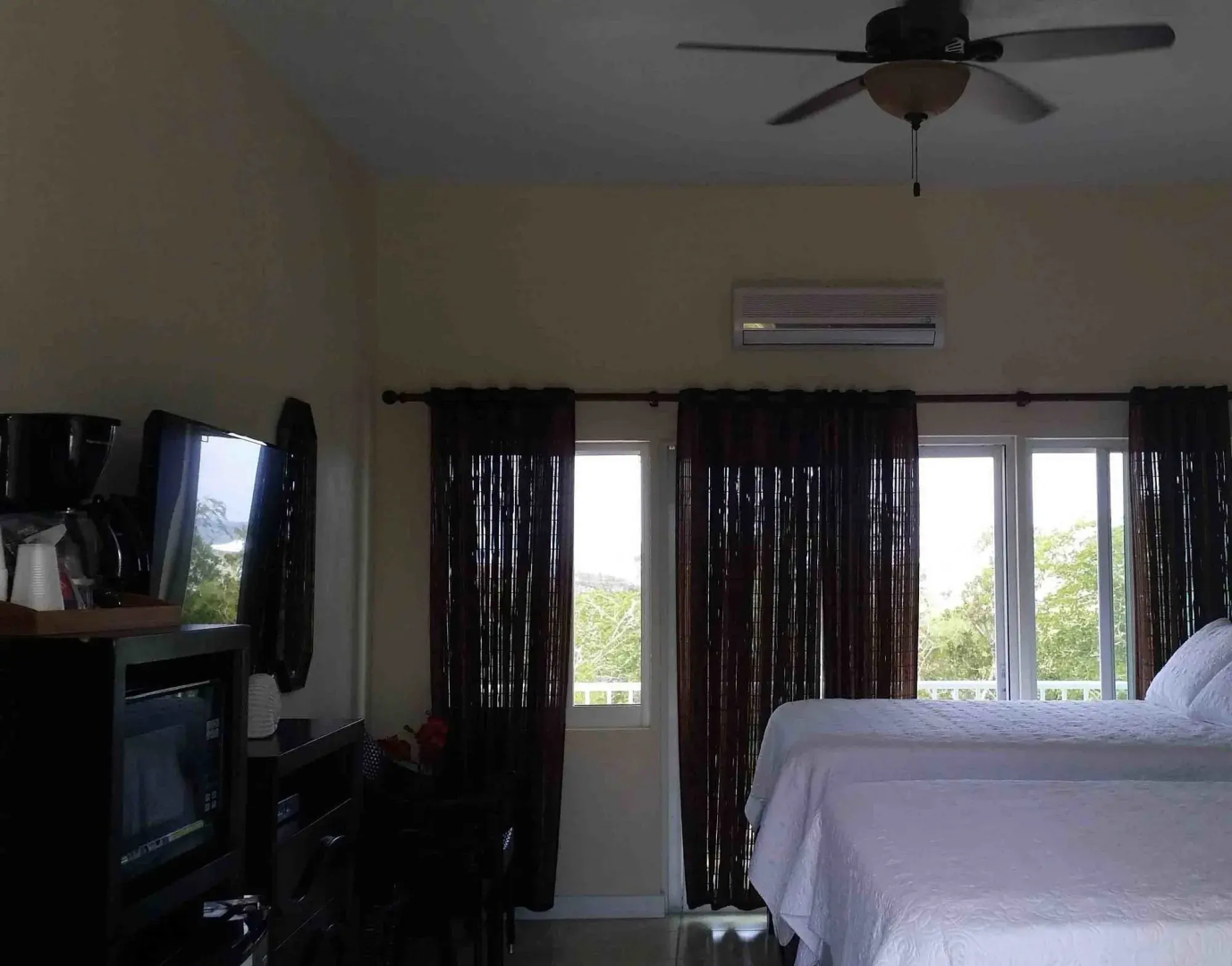 Harbor Breeze Villas