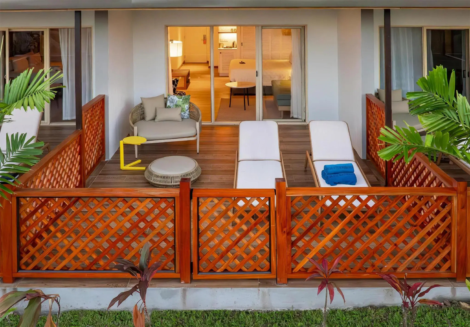 OUTRIGGER Fiji Beach Resort