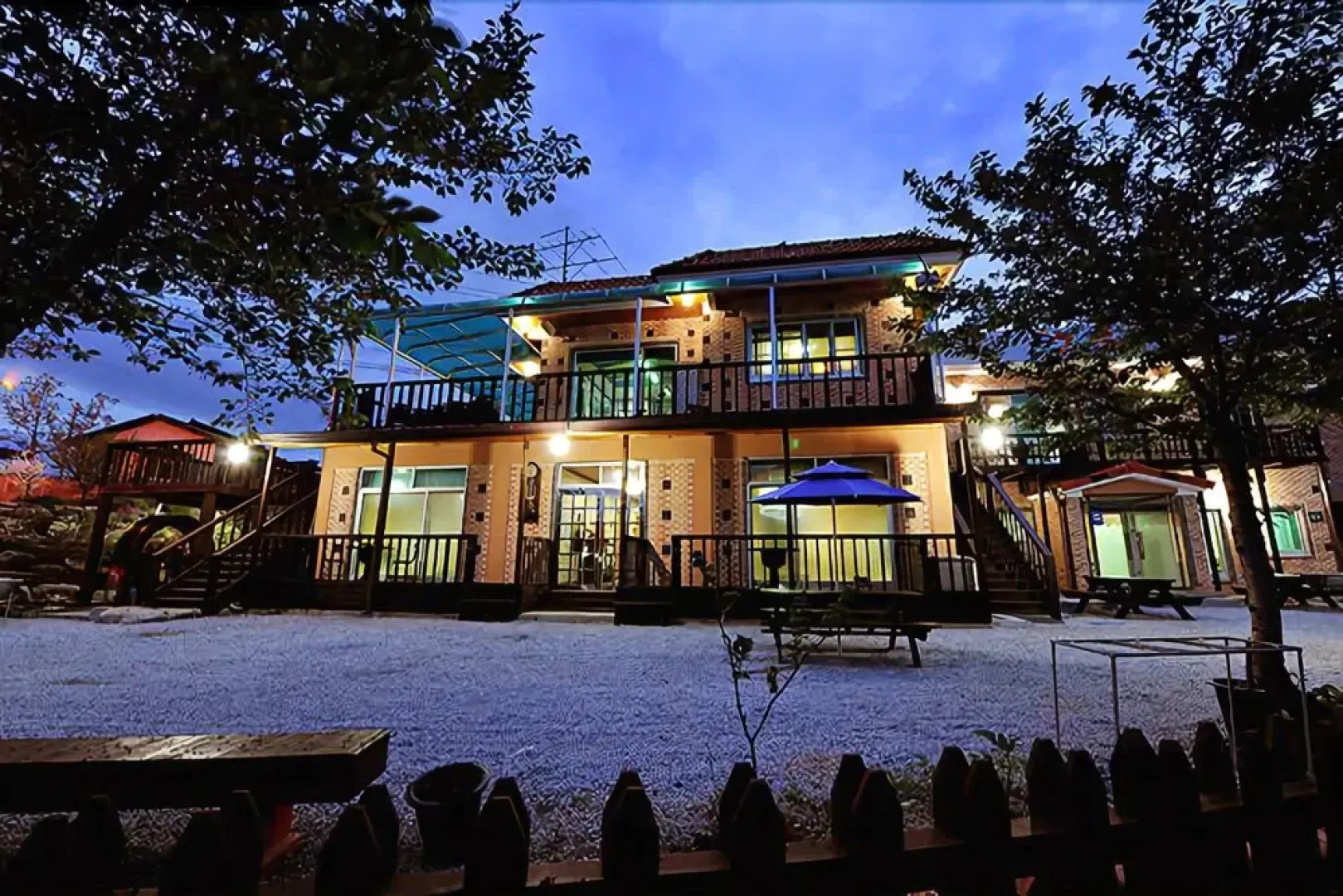 Yeongju Pusoksa Maple Road Pension