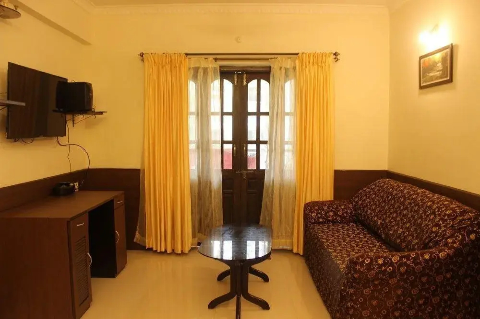 Sun N Sand Apartments