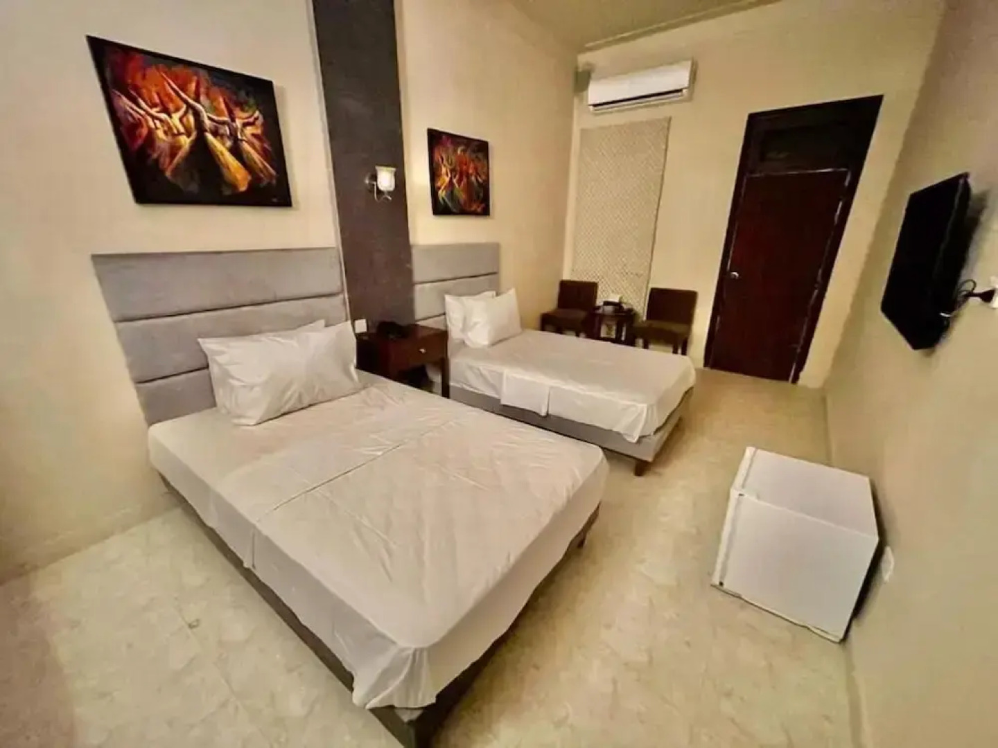 Shelton Hotel Mardan