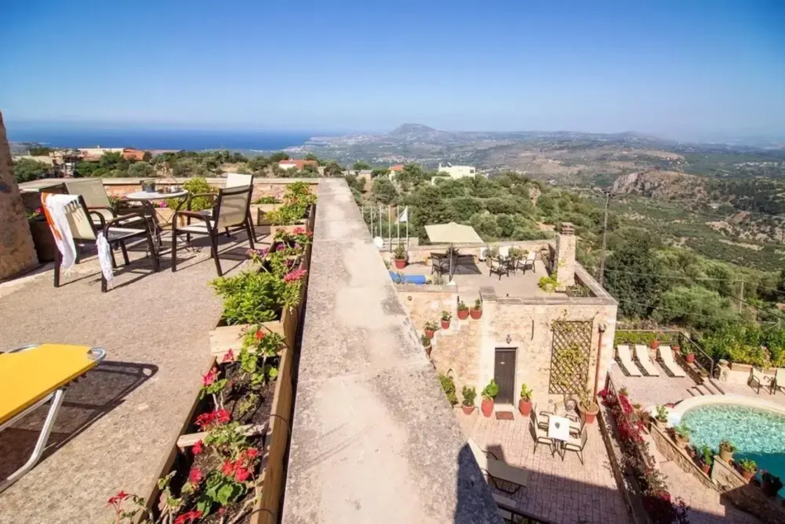 Samonas Traditional Villas Purple Villa Malotira - 85m Maisonette